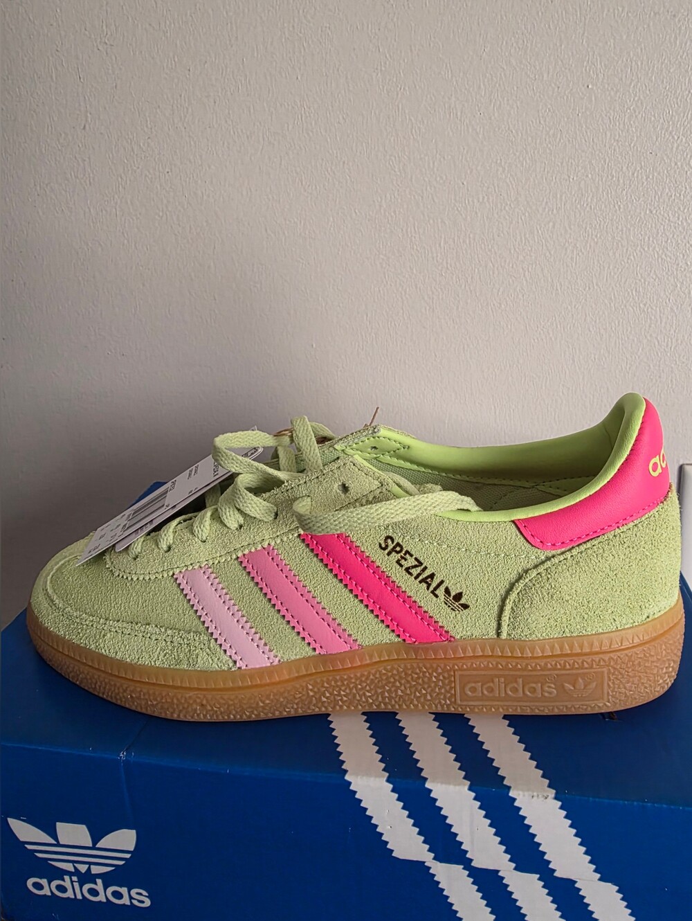 Adidas Handball Spezial Women’s Size 6 New With Box